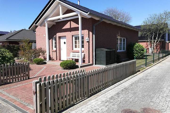 Ferienhaus für 4 Personen, mit Terrasse und Garten in Cuxhaven