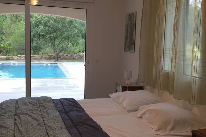 Location de vacances pour 10 personnes, avec jardin et terrasse à Les Salelles - 2