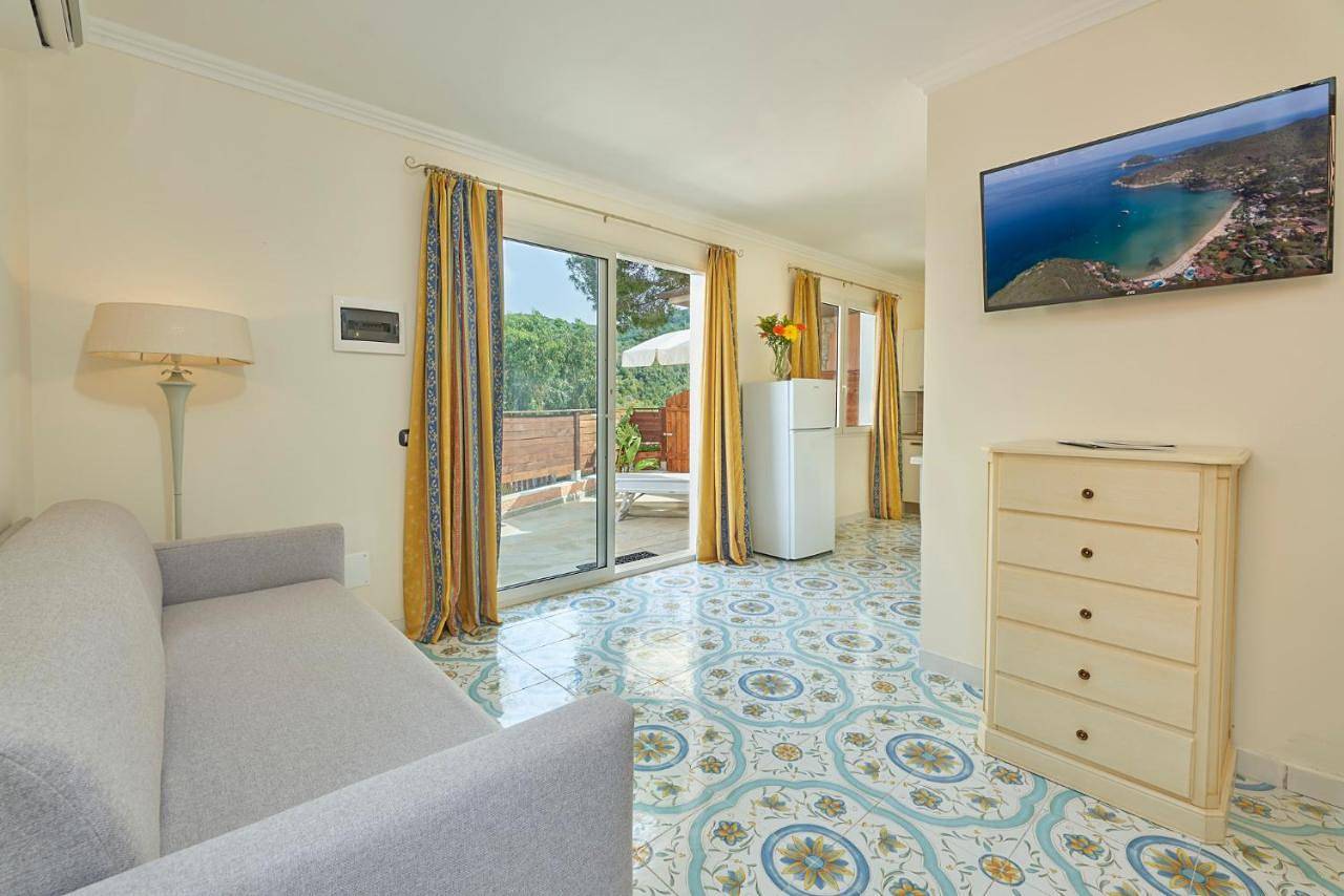 Camping Village Scaglieri in Scaglieri, Parco Nazionale Arcipelago Toscano