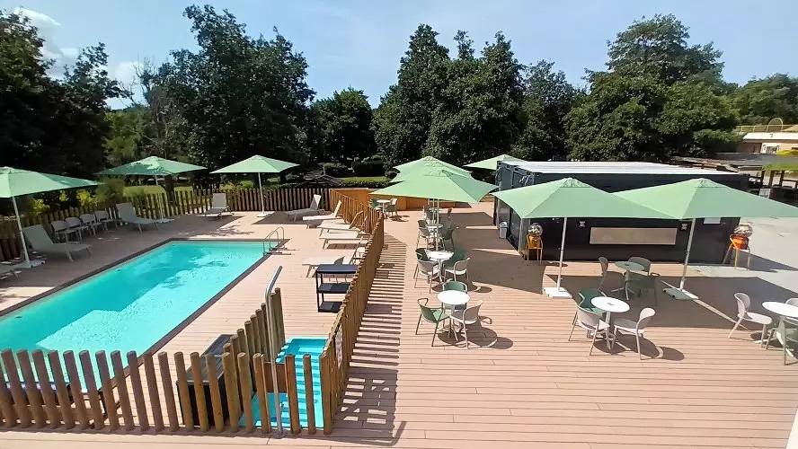 Lodge 3 estancias 5 Personas + 1 bebé in Larmor-Plage, Côte des Mégalithes