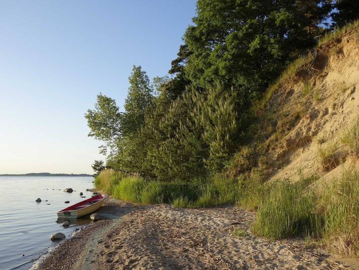 Ferienwohnung für 3 Personen, mit Seeblick und Garten, kinderfreundlich in Lütow - 2
