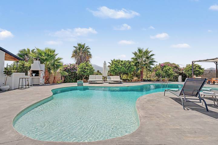 Villa „Finca Raziel“ mit Pool, Bergblick und Wlan in Cártama, Cordillera Penibética