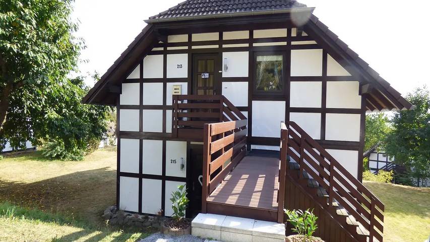 Ferienwohnung für 5 Personen, mit Garten in Frankenau