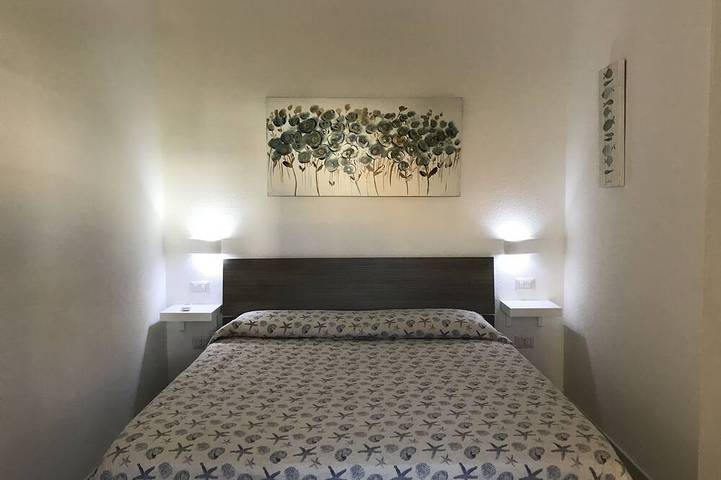 Appartamento intero, Residenza Limpiddu con Piscina - Piano Terra - Trilocale nr.4 - Mare a 4 minuti in Limpiddu, Budoni