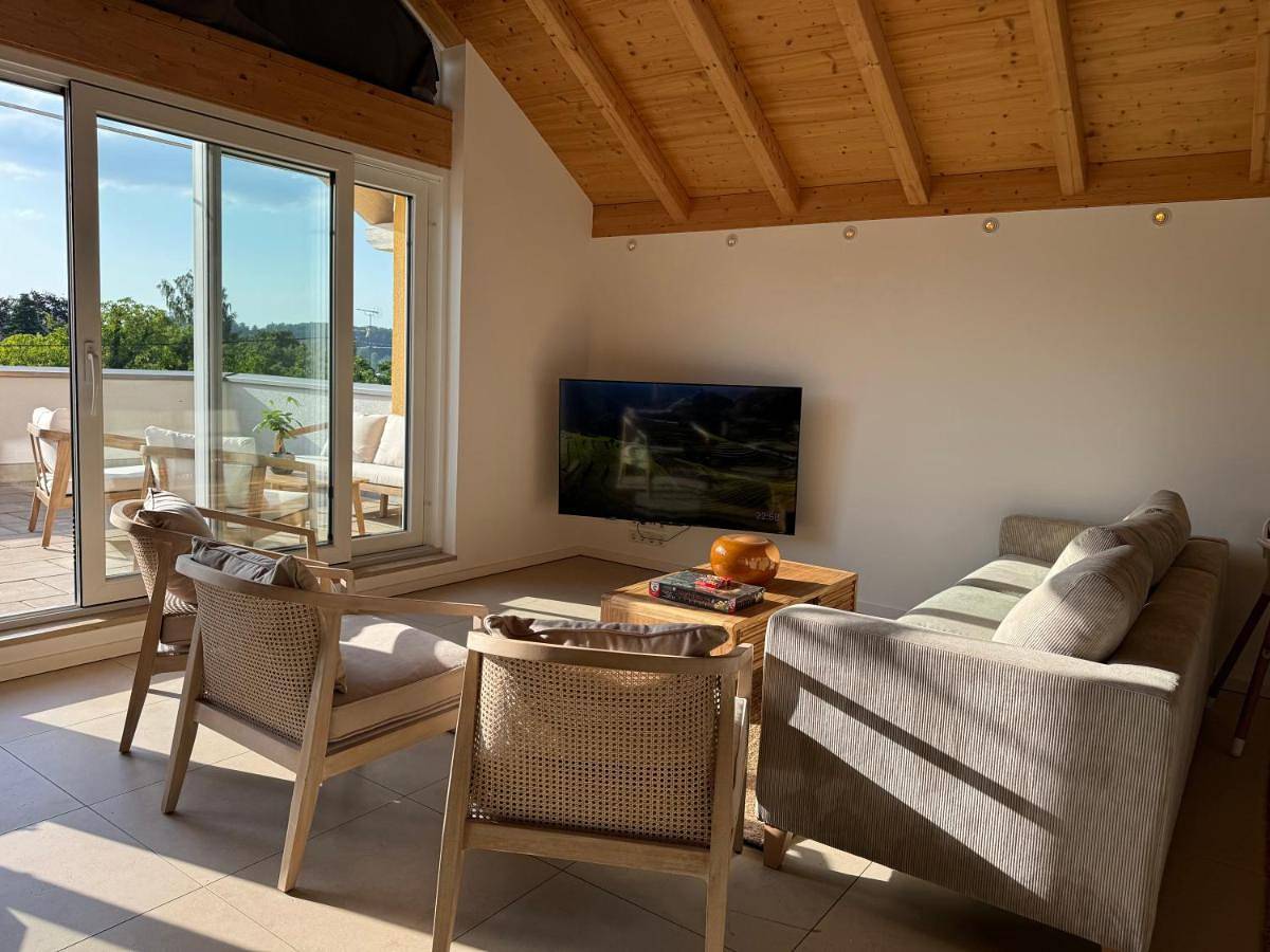 Ganze Wohnung, Two-Bedroom Apartment in Wörthsee, Ammersee