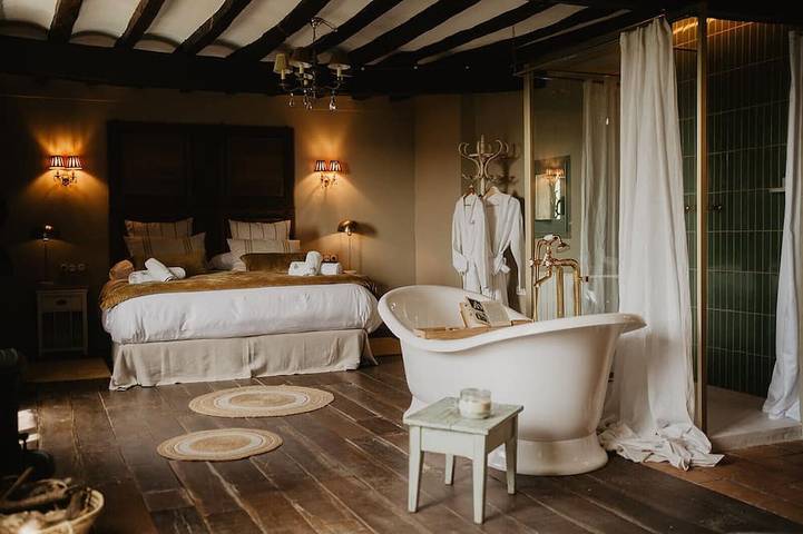 Gîte pour 14 personnes, avec jardin ainsi que jacuzzi et piscine à Ripoll - 2