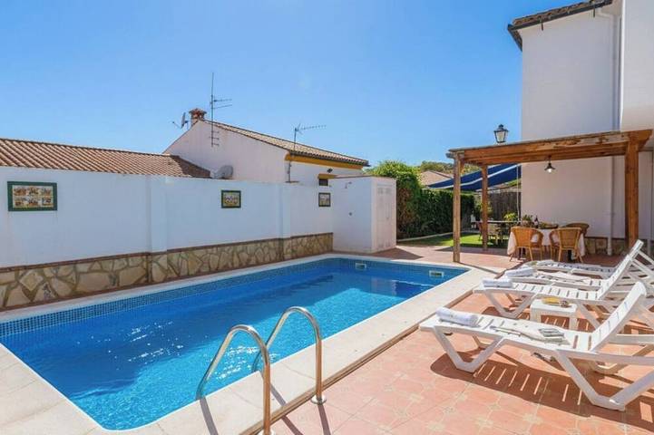 Villa pour 10 personnes, avec terrasse et jardin - 1