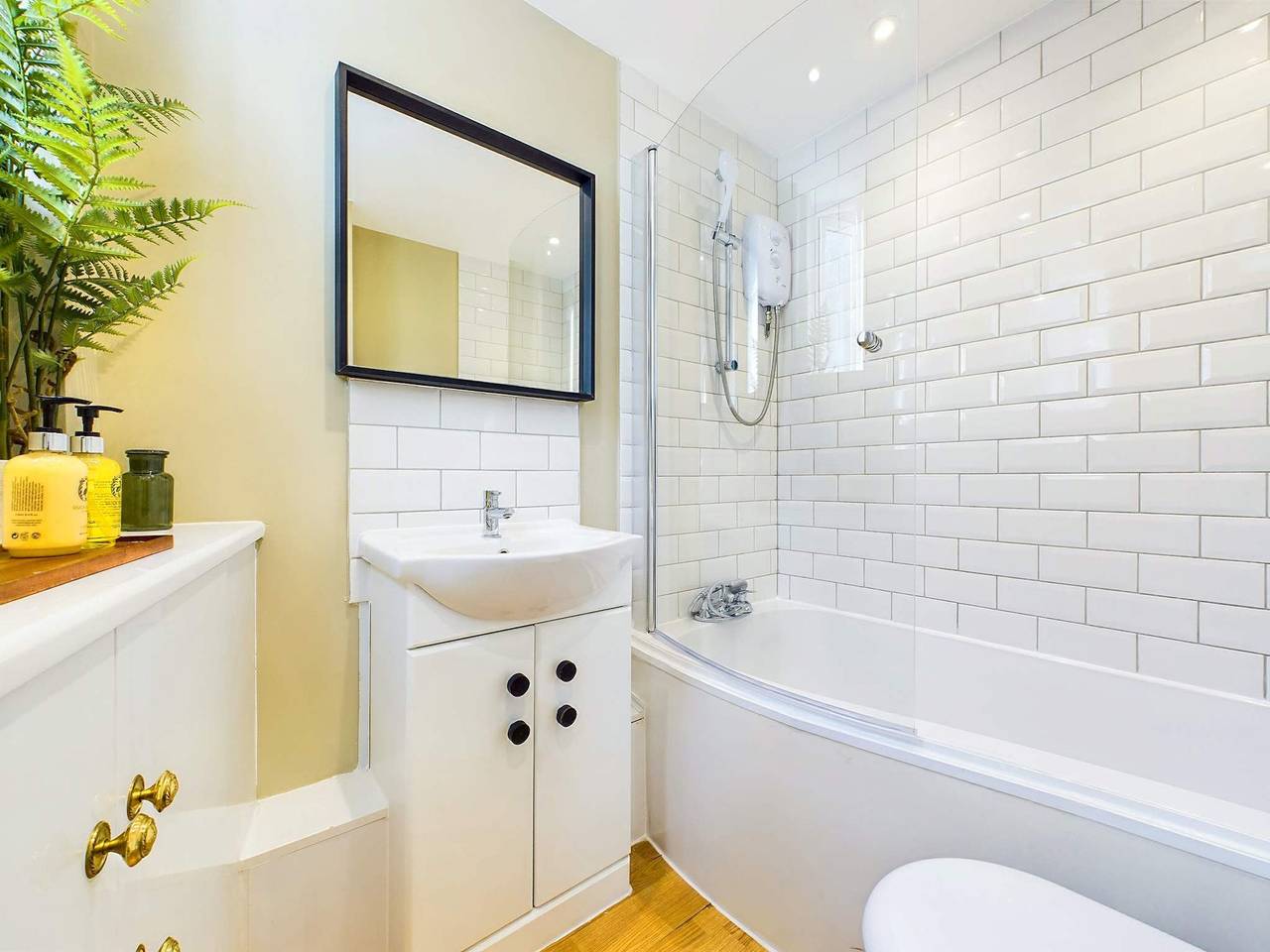 Entire apartment, Cosy Covent Garden Apartment in Covent Garden, London