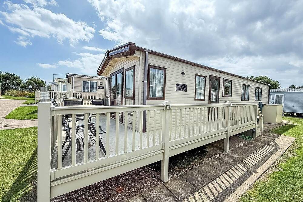 Static Caravan for 6 People in Waveney District, Suffolk