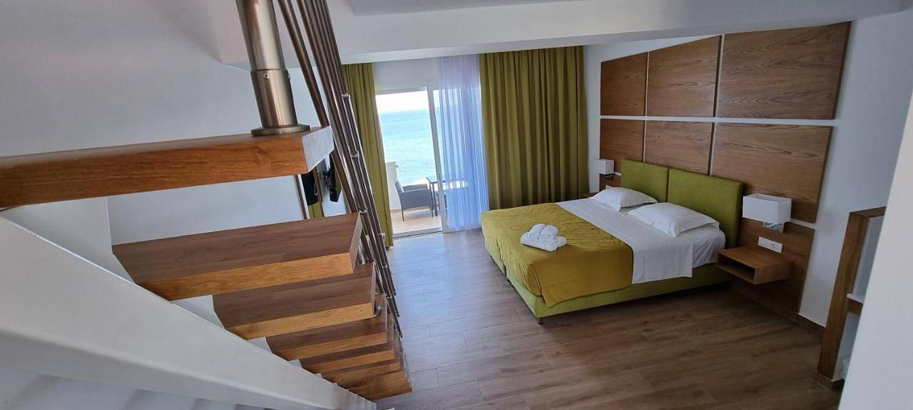 Stefania Apartments in Psarou, Alykes