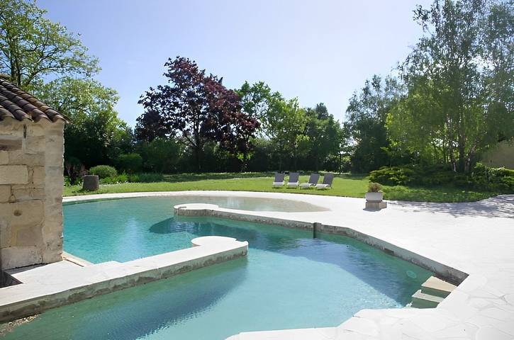 Chambre d’hôte pour 5 personnes, avec piscine et jardin en Charente-Maritime - 4