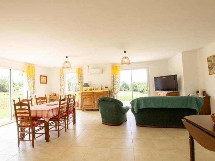 Location de vacances pour 6 personnes, avec terrasse et jardin à Sainte-Orse - 3