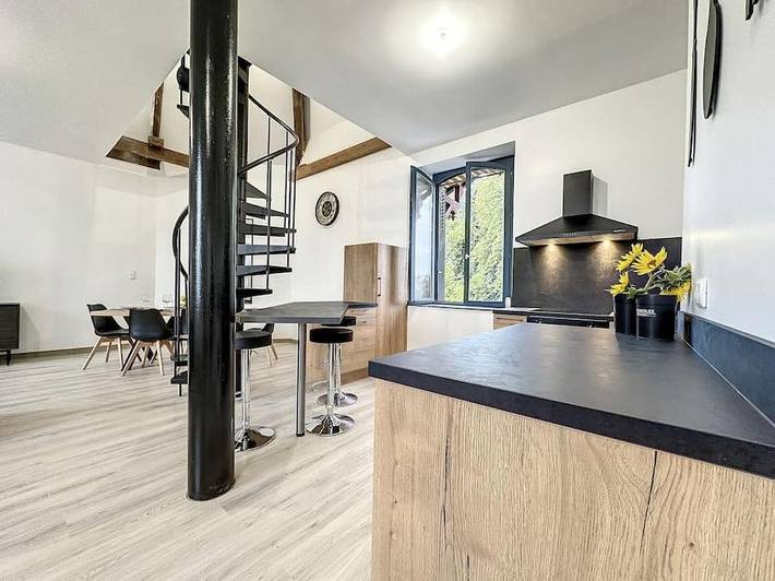 Gîte pour 6 personnes, avec vue et terrasse à Charmes - 4