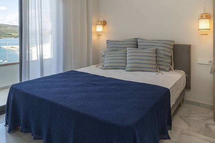 Entire apartment, Playa Vista Mar Duplex Apartment in Platja de l'Escar (el Port de la Selva), el Port de la Selva