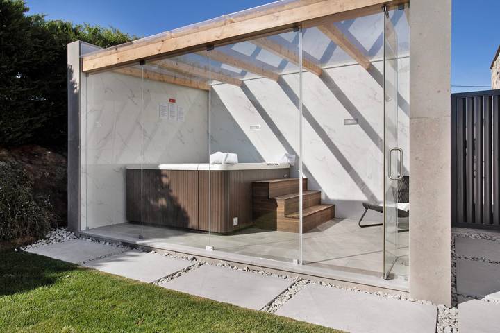 Villa 'Mila Piscina aquecida e Jacuzzi' con vistas a la montaña, piscina privada y Wi-Fi in Salir de Matos, Leiria District
