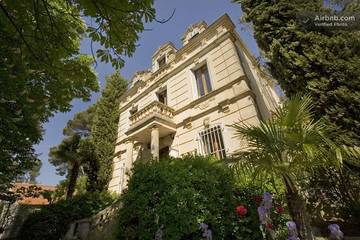 Gîte pour 10 personnes, avec jardin et terrasse dans Les Milles
