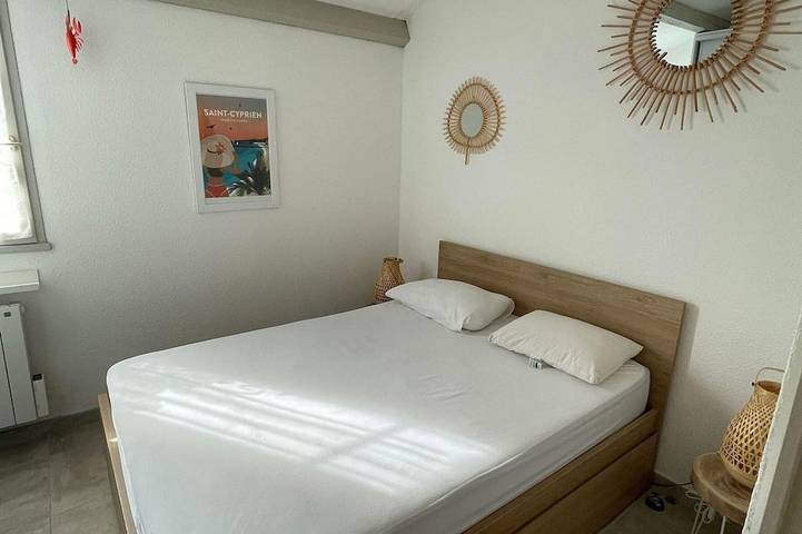 Maison de Vacances Climatisée Proche Plage Avec spa in Saint-Cyprien-Plage, Saint-Cyprien
