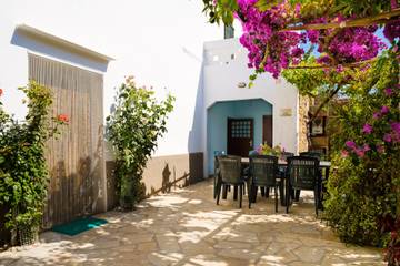 Villa in Sant Joan de Labritja, North Ibiza für 8 