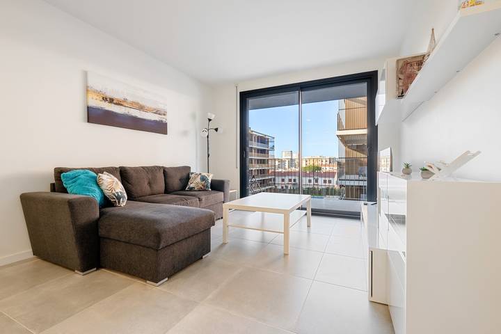 Ganze Wohnung, Ferienwohnung 'Costa Dorada Perle' mit Meerblick, Gemeinschaftspool und Klimaanlage in Calafell, Costa Dorada