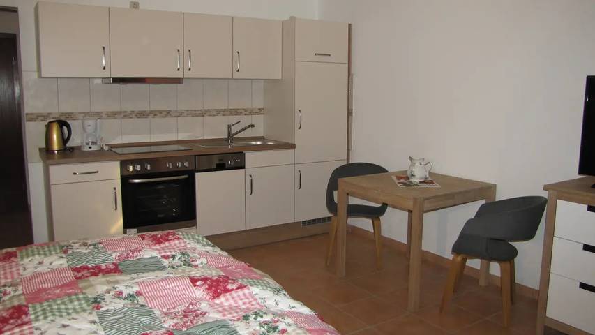 Ferienwohnung für 2 Personen, mit Terrasse, mit Haustier in Warwerort - 4
