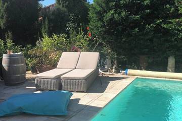 Gîte pour 6 personnes, avec jardin dans Office De Tourisme D Arles Camargue