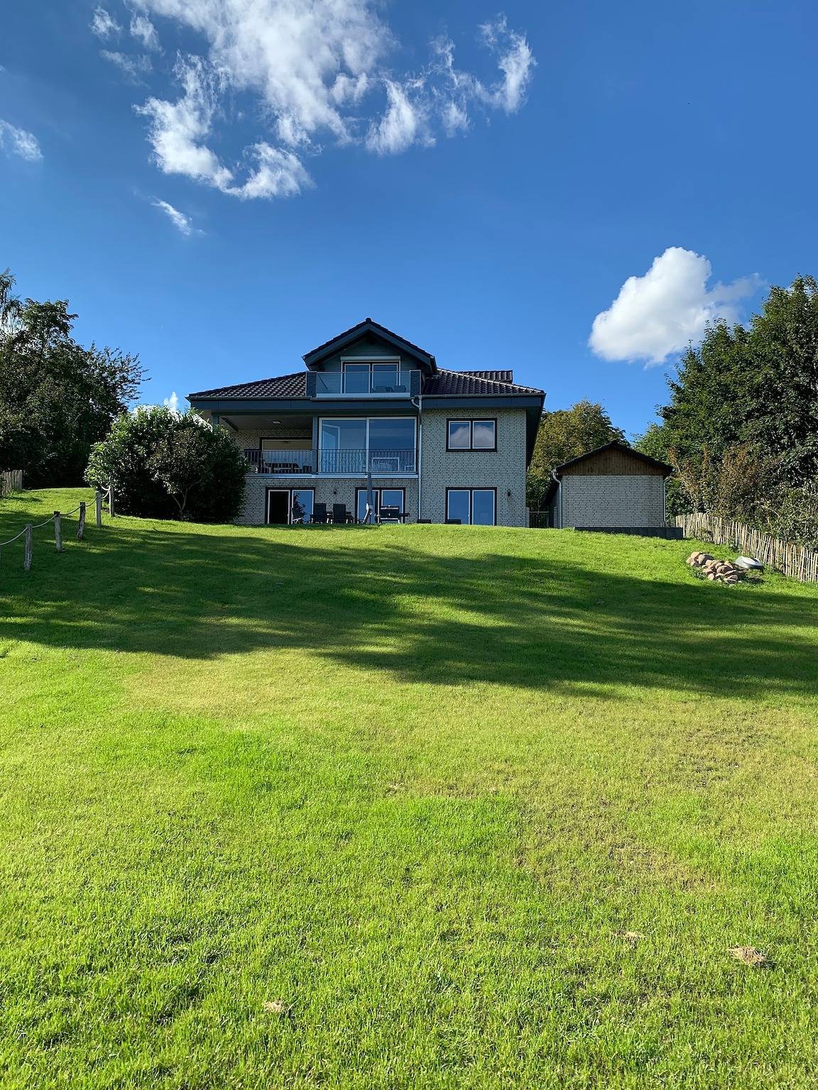 Ganze Ferienwohnung, Haus am See Wohnung 2 Souterrain in Bornhöved, Südliche Ostseeküste