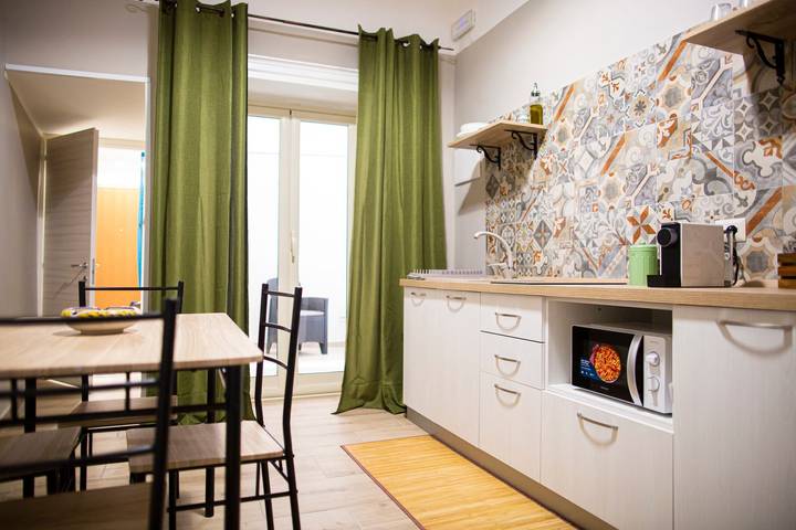 Ferienwohnung für 7 Personen, mit Terrasse und Garten in Catania