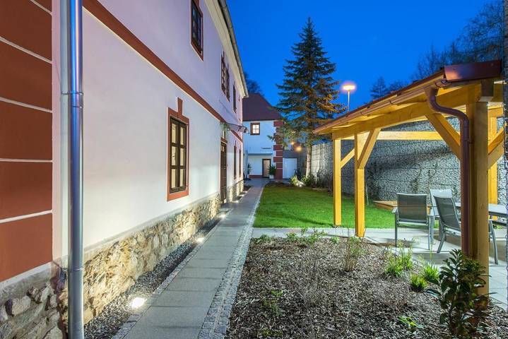 Maison d’hôte pour 8 personnes, avec vue et jardin à Hluboká nad Vltavou - 4