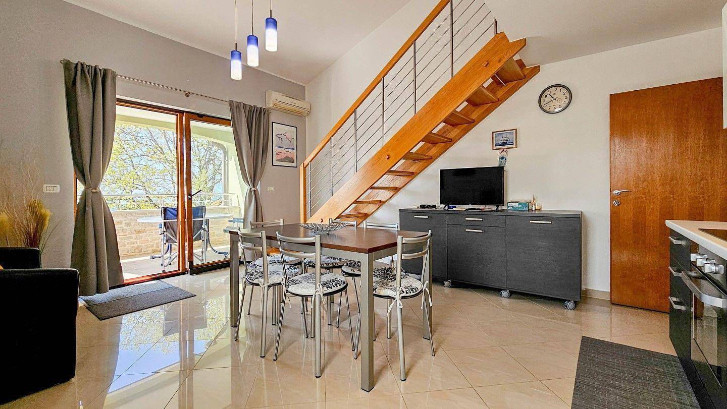 Ganze Ferienwohnung, Ferienwohnung "Fabiola" mit Balkon in Karigador, Općina Brtonigla