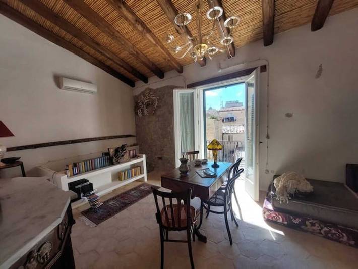 Sicilitudine Antica Dimora – Stilvoll renoviertes Ferienhaus auf zwei Etagen in Calatafimi Segesta, Trapani Provinz