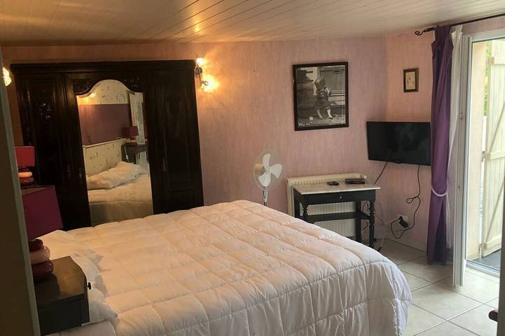 Gîte pour 9 personnes, avec jardin et piscine à Saint-Géry - 2