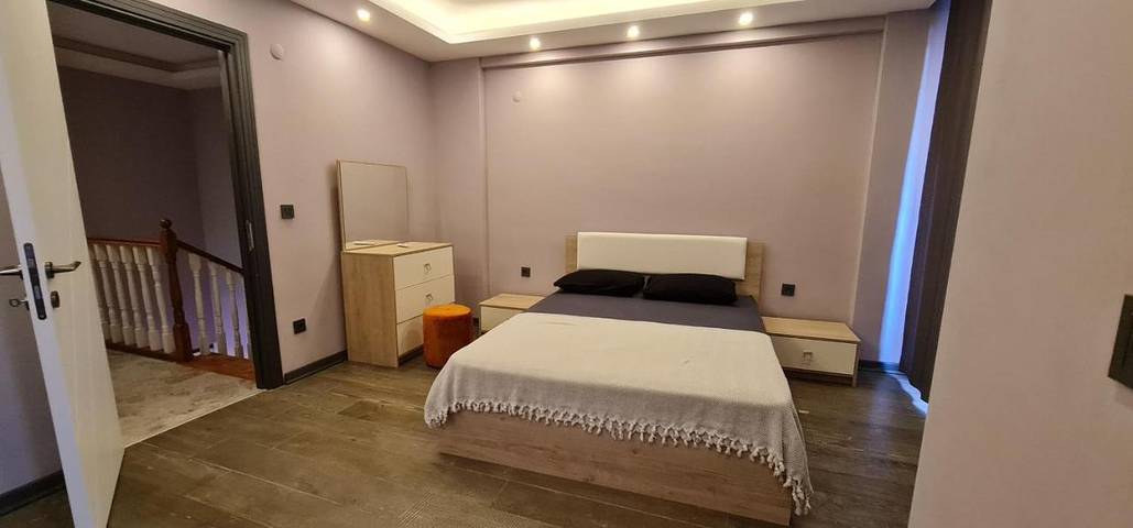 Villa pour 8 personnes, avec jardin ainsi que vue et piscine, animaux acceptés à Kusadasi - 3