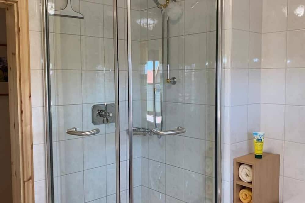 Ganze Wohnung, 🍀Ferienwohnung \"Alpenliebe\"🍀 in Warngau, Alpenland Tegernsee Schliersee