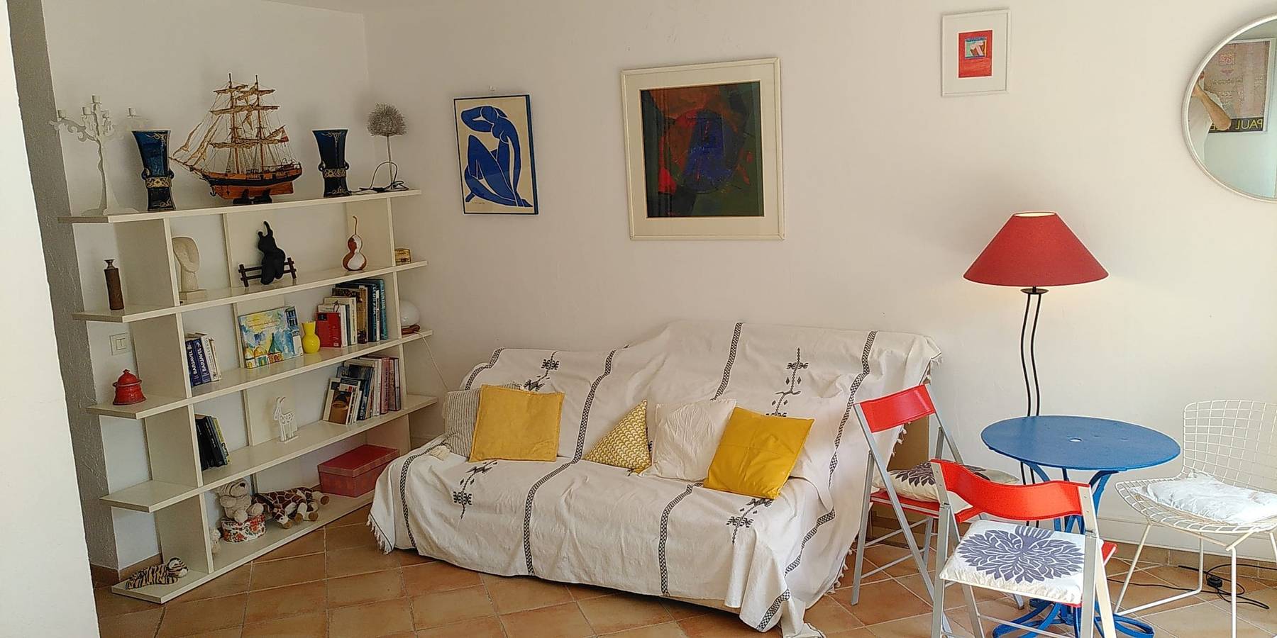 Studio entier, Joli T1 avec jardin en bord de mer in Saint-Laurent-du-Var, Côte méditerranéenne (France)