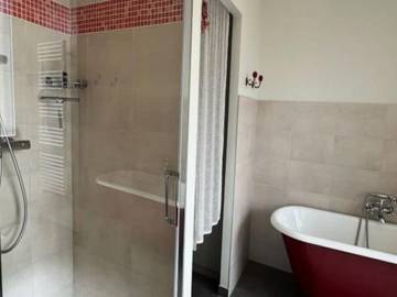 Gîte pour 4 Personnes dans Aix-les-Bains, Région de Chambéry, Photo 4