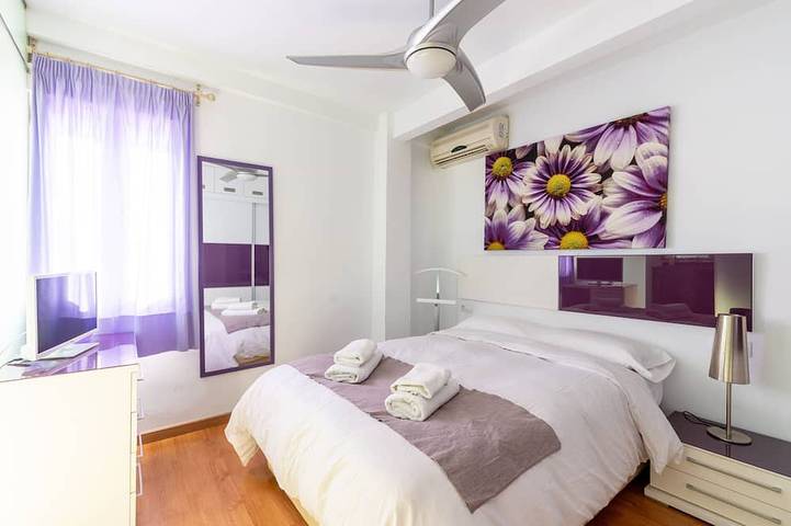 Entire apartment, Esperanza Triana. 2 bedrooms, 2 bathrooms in Central Seville, Sevilla