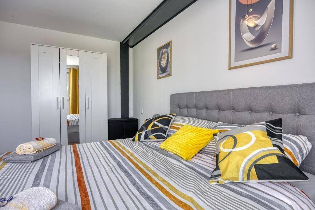 Ganze Wohnung, Apartman-Bungalow Leni in Stinjan, Pula