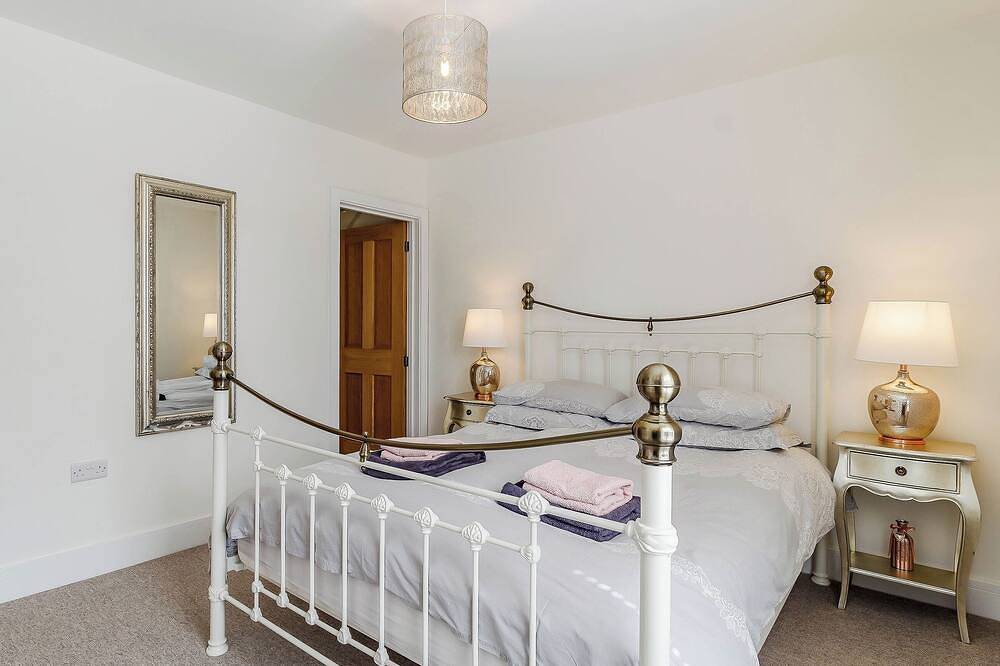 2 bedroom accommodation in Holt in Holt, Norfolk Coast