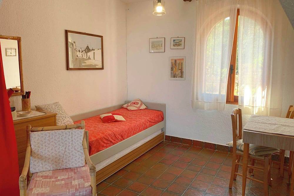 Detached villa Sea view Parking Wifi Terrace Dishwasher and washing machine Dog in Eden Rock, Cagliari e Dintorni