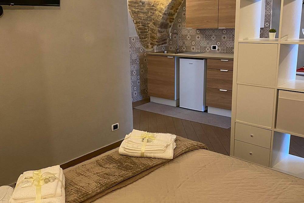 Ganze Wohnung, An ancient stone house in the heart of Pietrelcina in Pietrelcina, Benevento Provinz