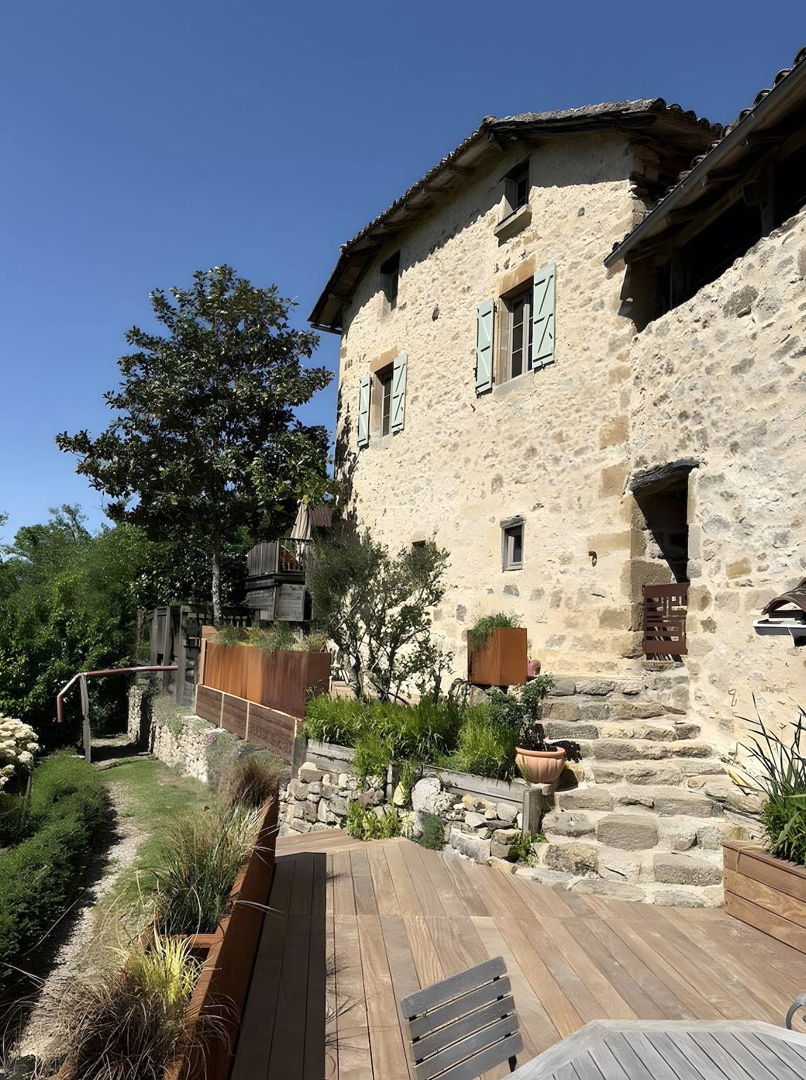 Chambre d’hôtes Bambou avec piscine partagée, terrasse privée et Wi-Fi in Felzins, Lot