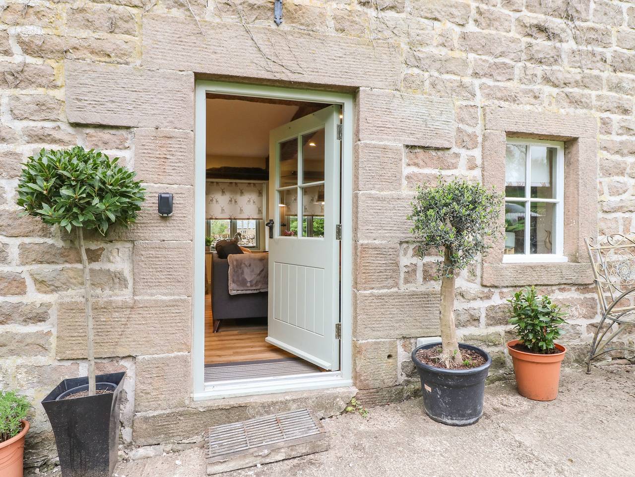 Dale End Farm Cottage in Elton (Derbyshire), Derbyshire