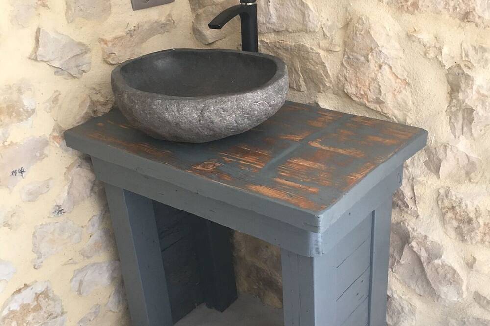 Charming provence mas with private pool in Connaux, Nimes und Umgebung