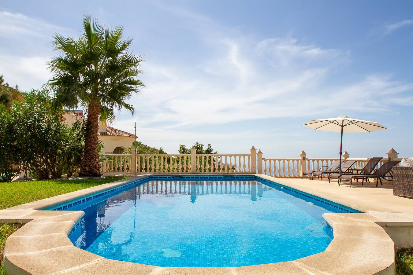 Casa Bonita - 4 bedroom Country House in Authentic Andalucia, Malaga in Arenas, Costa del Sol