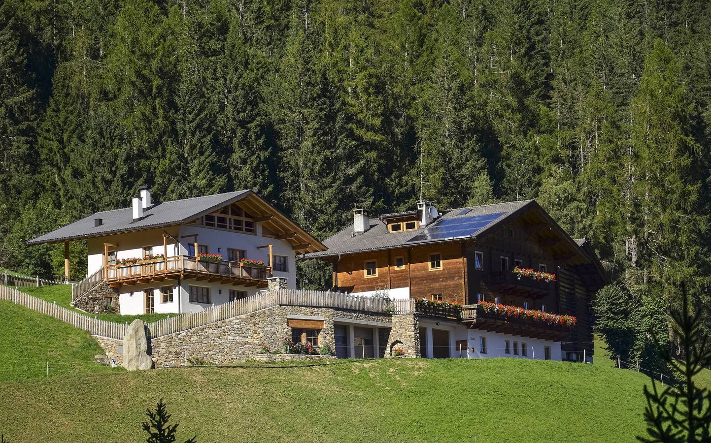 Ganze Wohnung, Ferienwohnung 'Thalhof Laugen' mit Bergblick, Gemeinschaftsgarten und Wlan in Ulten, Ortleralpen