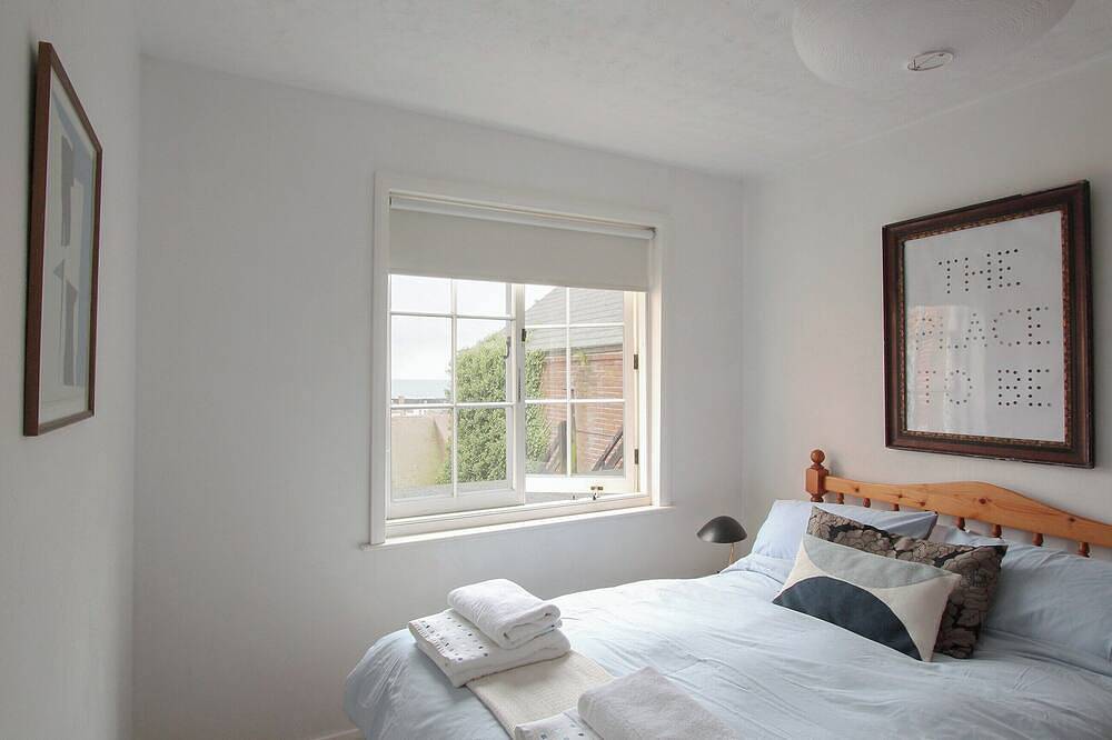 2 bedroom accommodation in Hastings in Hastings, East Sussex