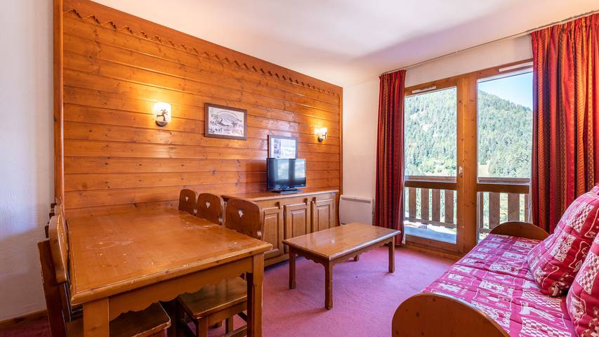 Gîte pour 6 personnes, avec Balcon et Piscine à Modane