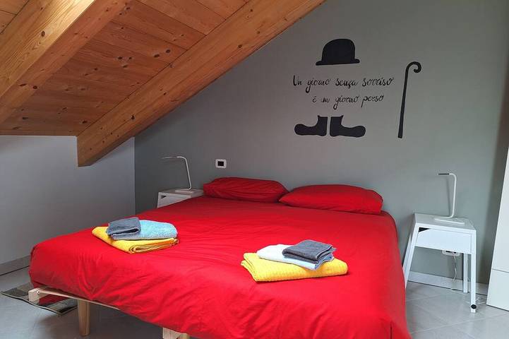 Location de vacances pour 6 personnes, avec Balcon et Jardin à Leinì - 2