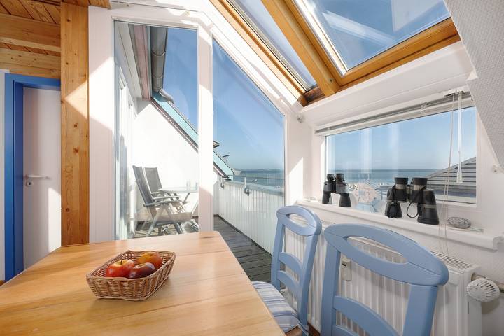 Ferienwohnung für 4 Personen, mit Balkon und Garten, kinderfreundlich in Laboe - 2