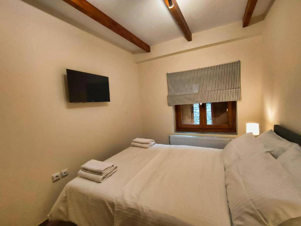 Entire apartment, Central Economy Residence in Metsovo Town, Ioannina region